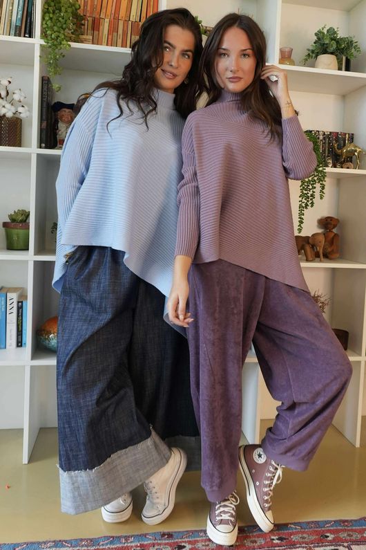 Bowie Asymmetric Turtle Neck Ribby Knit Ice
